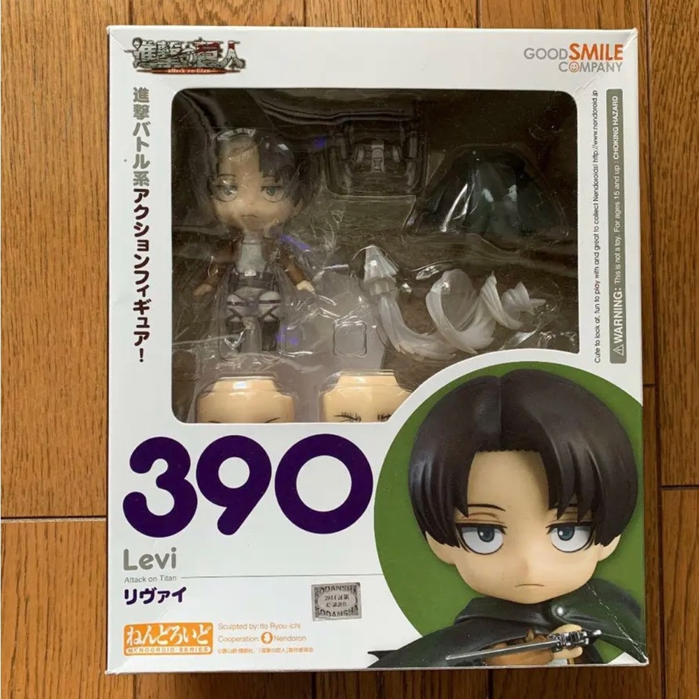 Attack on Titan anime Levi Ackerman nendoroid brand new authentic!!